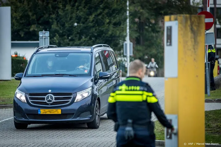 hof in zaak nicky verstappen jos b blijft in voorarrest