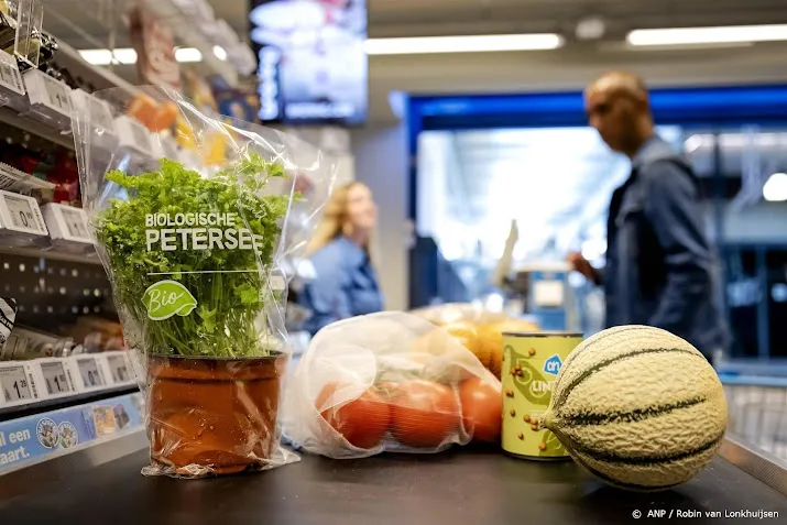 hogere omzet winkeliers ondanks lagere verkopen