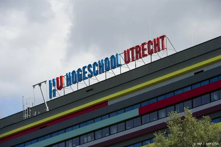 hogeschool utrecht stelt lezingen holocaust uit om veiligheid