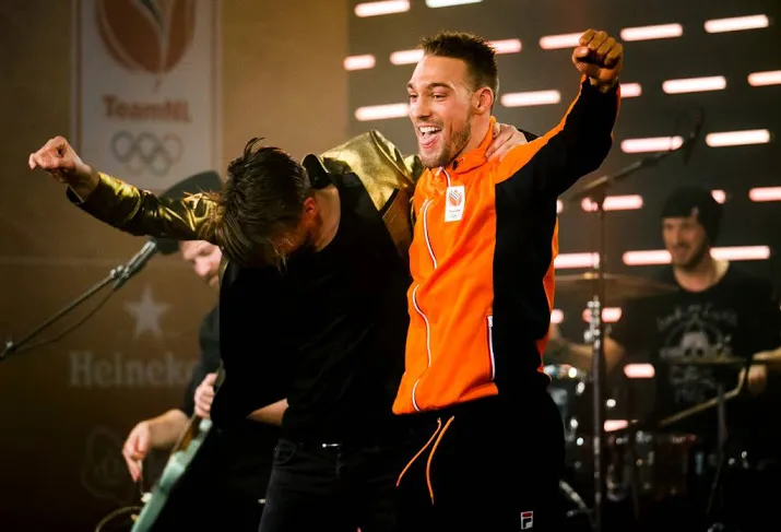 holland house maakt diepe buiging voor nuis