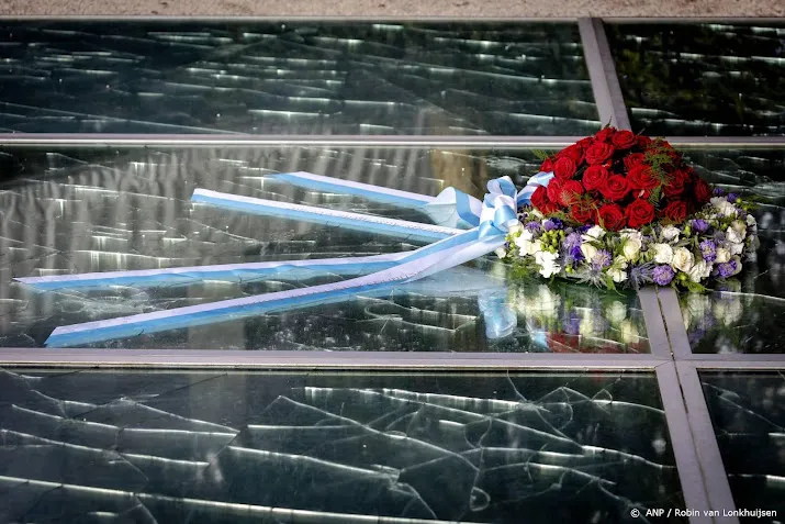 holocaustherdenking na twee jaar weer met publiek