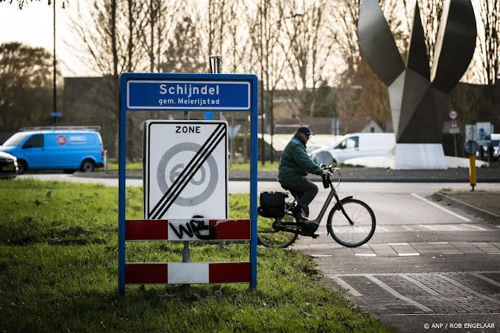 honderden asielzoekers langer in schijndel en sint oedenrode