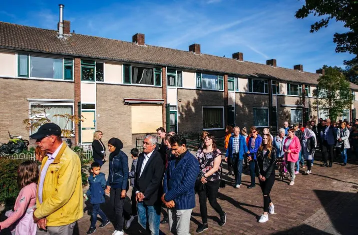 honderden mensen bij stille tocht papendrecht