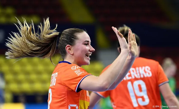 hongaarse handbalclub gyor trekt ook van wetering en housheer aan