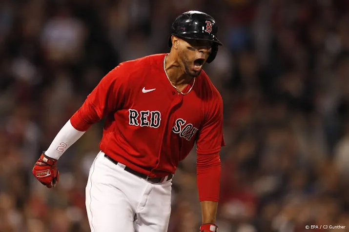 honkballer bogaerts slaat boston red sox naar play offs