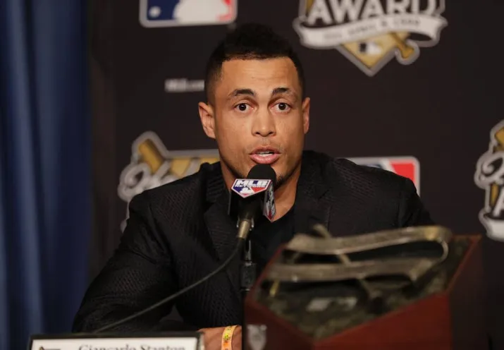 honkballer stanton naar yankees