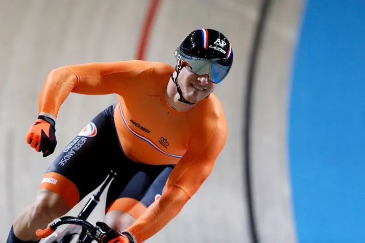 hoogland en lavreysen naar laatste zestien