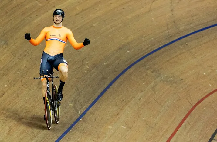 hoogland klaar op sprint buchli verder