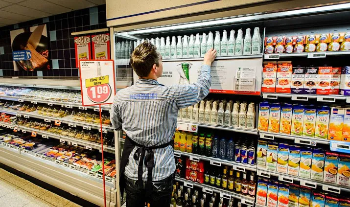 hoogvliet haalt vlees uit schap om salmonella