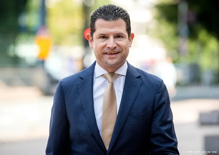 horecabranche noemt alcoholklok voor hotels symboolpolitiek