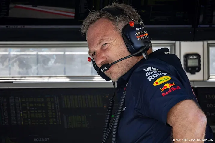horner ergert zich aan mercedes en drijft spot met jos verstappen