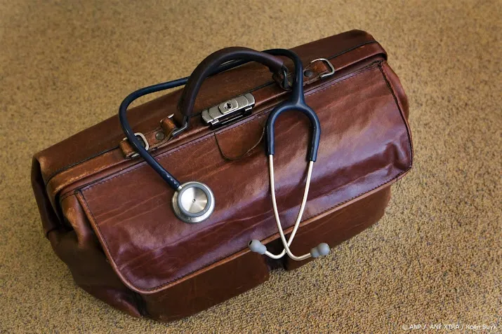 huisarts uit beroep gezet om verkrachten patientes