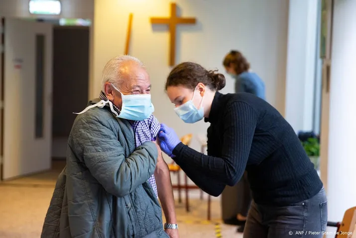 huisartsenvereniging minister komt vaccinatieafspraken niet na