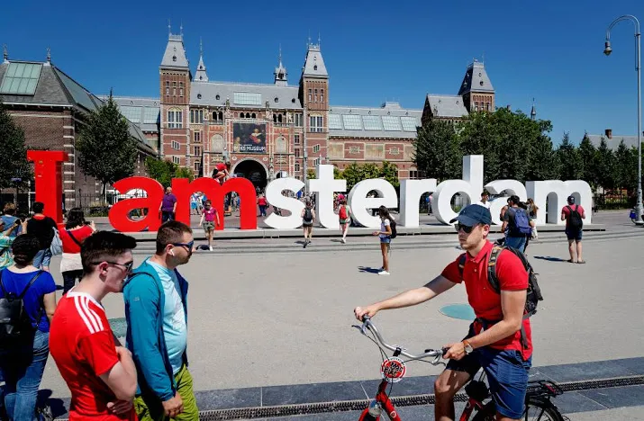 i amsterdam letters voor sinterklaas weg