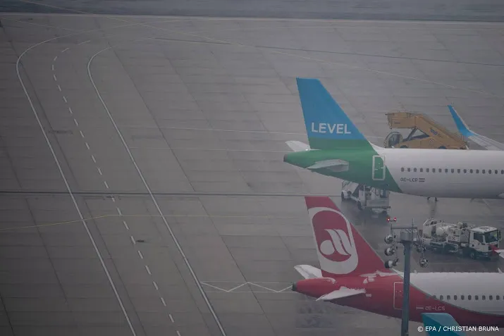 iag prijsvechter level wil basis op schiphol