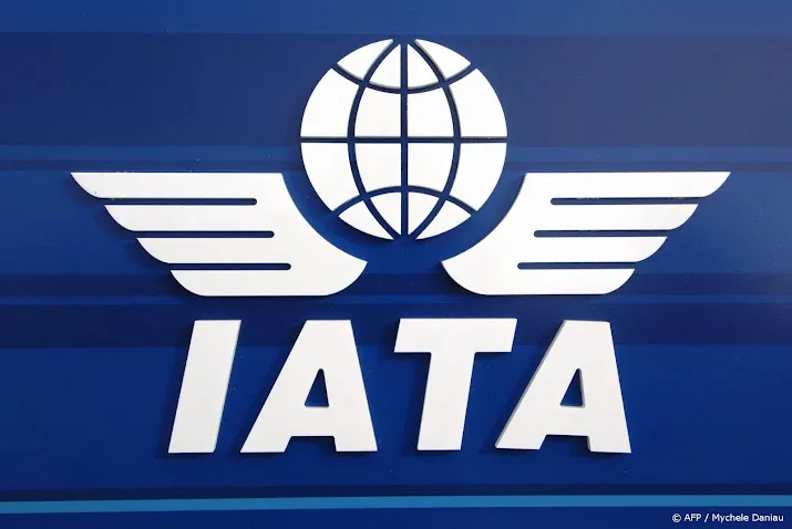 iata aan ec verdedig luchtvaartregels na fiat schiphol krimp