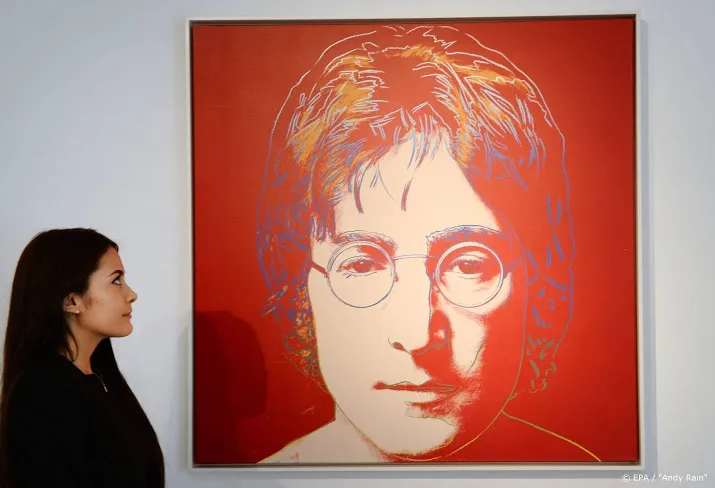 iconische bril john lennon wordt geveild