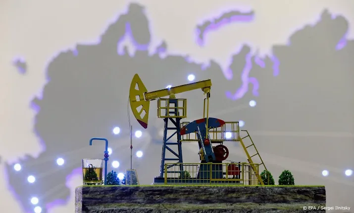 iea rusland verdiende 20 miljard dollar met olie export in mei