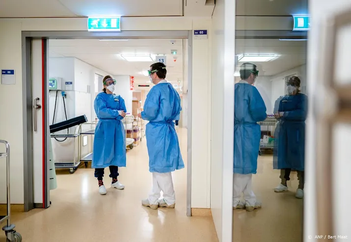 iets meer coronapatienten in nederlandse ziekenhuizen