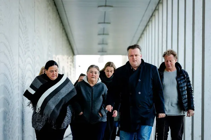 ifs henriquez stikte wel door nekklem