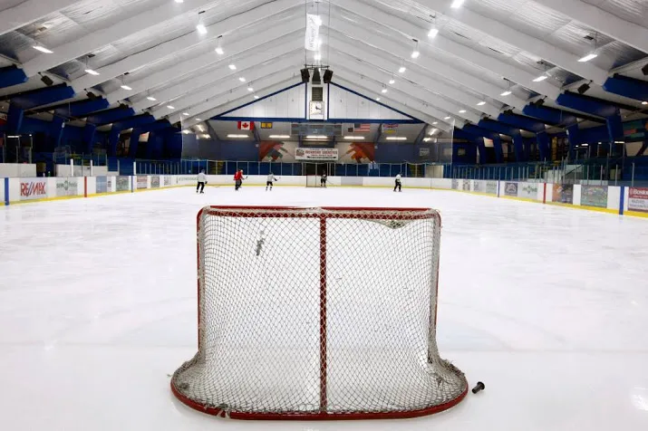 ijshockeyers verslaan ook servie