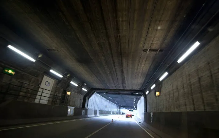 ijtunnel amsterdam weer open na brand