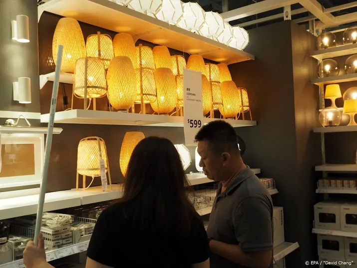 ikea blijft open maar sluit alle speelplaatsen