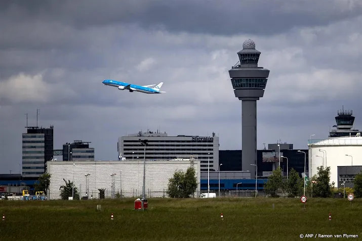 ilt start dit weekend met handhaven op misbruik slots schiphol