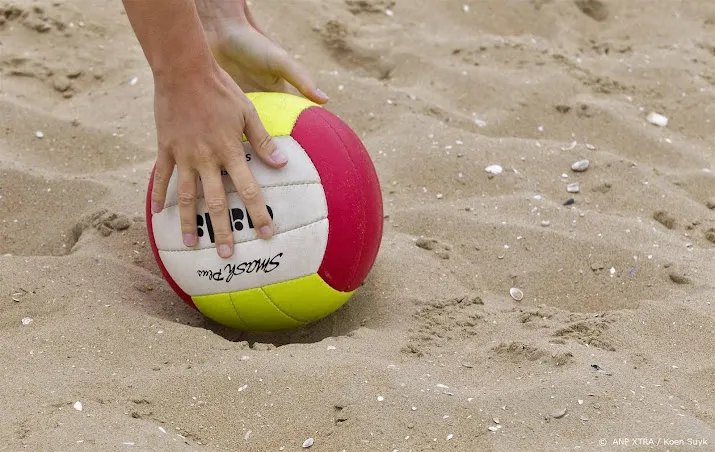 immers en van de velde winnen nederlands onderonsje bij wk beach