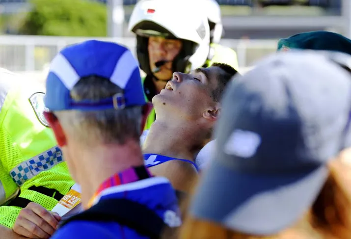 in elkaar gezakte marathonloper uit ziekenhuis