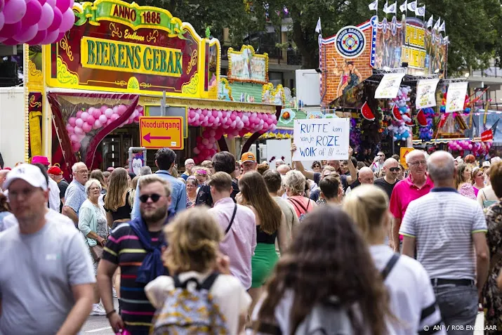 in tilburg gaat de grootste kermis van de benelux weer van start