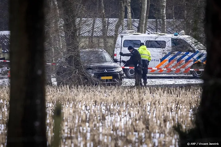 in weiteveen gebruikte vuurwapens volgens om illegaal verkregen