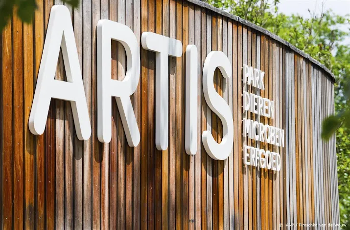 in wild uitgestorven algazellen geboren in artis