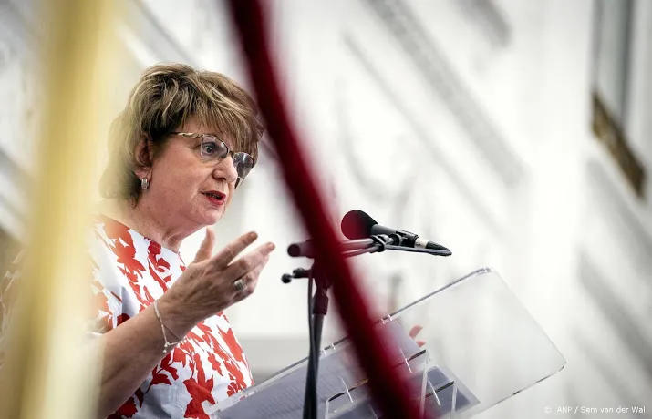 informateur hamer ontvangt partijleiders in koppels