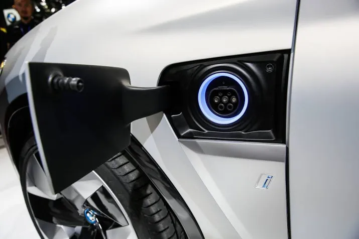 informatie over elektrische auto moet beter