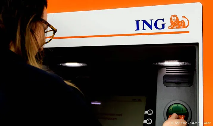 ing begint met pratende geldautomaten