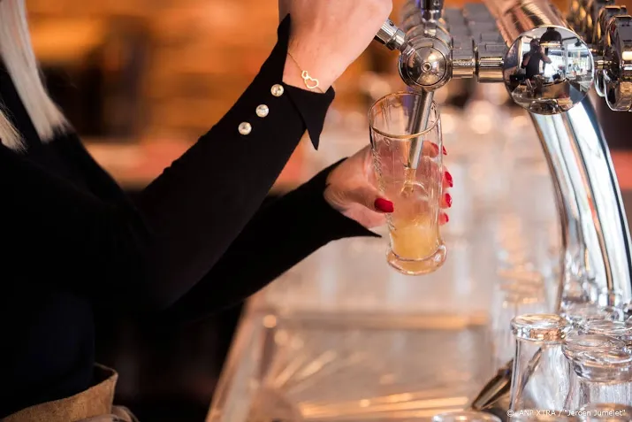ing omzet horeca krimpt dit jaar tot 40 procent