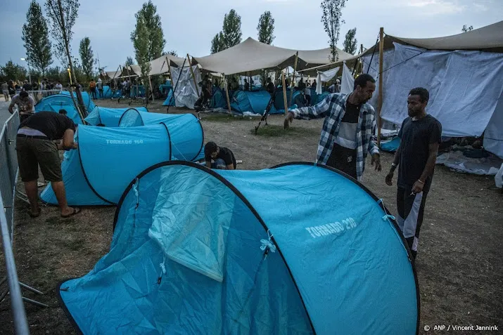 initiatiefnemer verwijderen tentjes ter apel volstrekt idioot