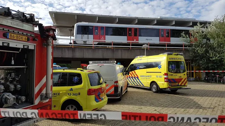 inspectie bekijkt dodelijke steekpartij metro