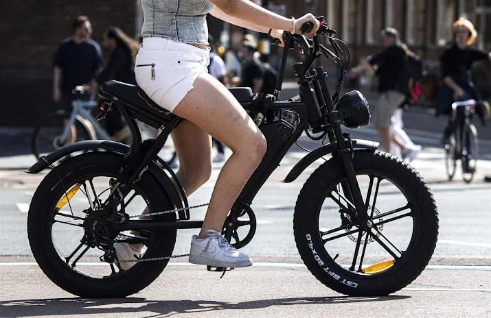 inspectie grijpt in na zorgen over fatbikes van chinese makelij