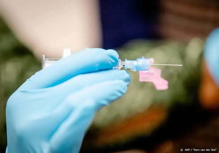 inspectie tegen oproep zwangeren zich niet te laten vaccineren