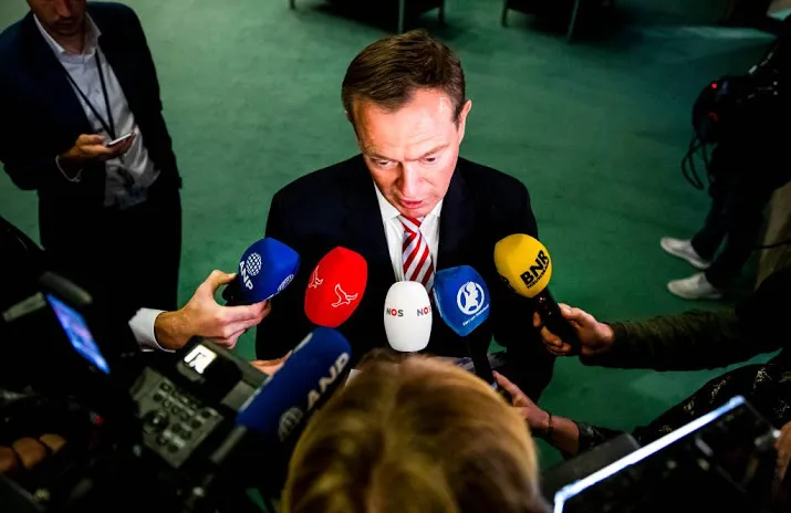 interesse van 10 partijen voor ziekenhuizen