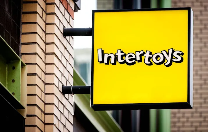 intertoys haalt nieuwe topman uit duitsland