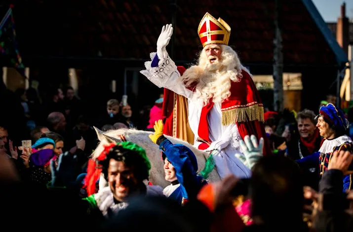 intocht sinterklaas in zaanstad goed verlopen