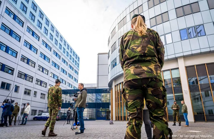 inzet defensie in zorginstellingen alleen bij acute hoge nood