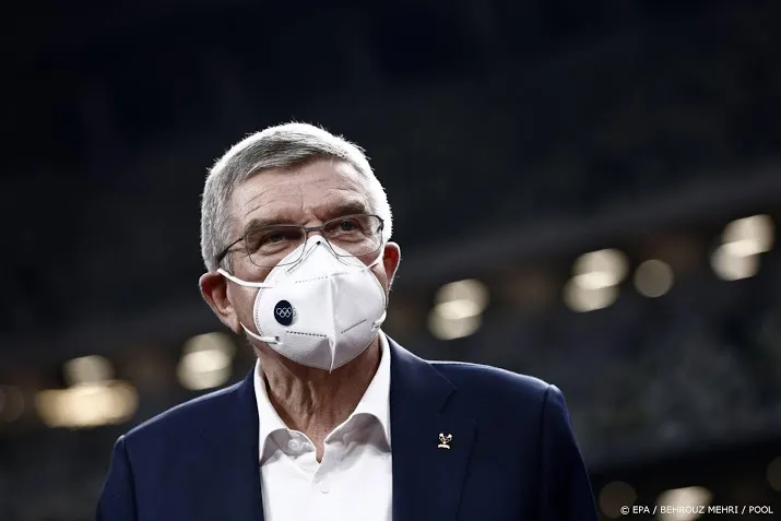 ioc voorzitter bach gearriveerd in tokio voor olympische spelen
