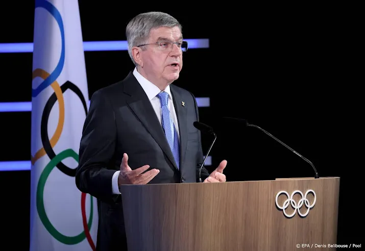 ioc voorzitter bach is tegen uitsluiting op basis van paspoort