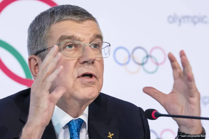 ioc wil twee vlaggendragers per land een man en een vrouw