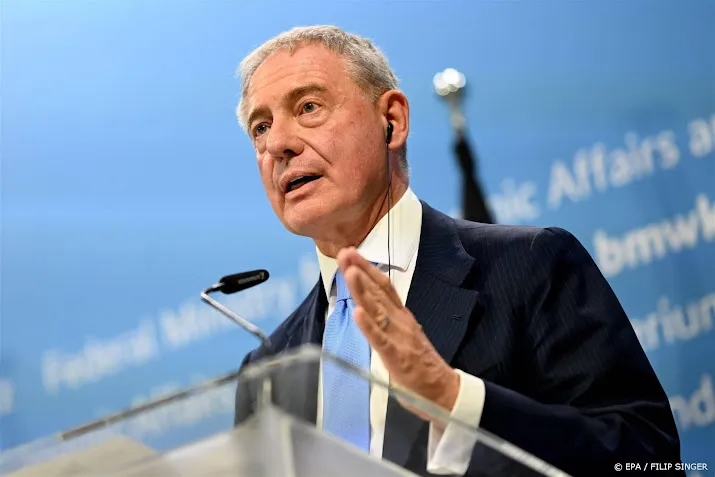 italiaanse minister haalt uit naar ecb om renteverhoging