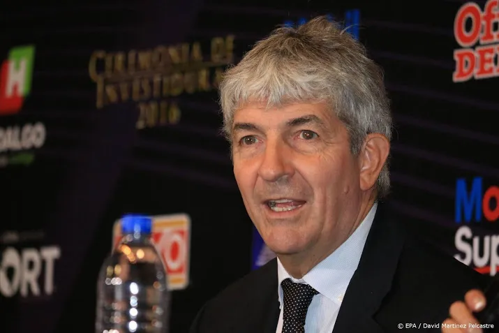 italiaanse voetbalheld paolo rossi 64 overleden